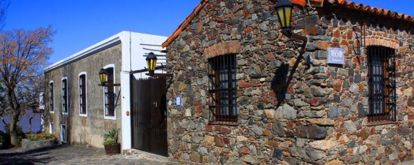 COLONIA DE SACRAMENTO - Imagem 3